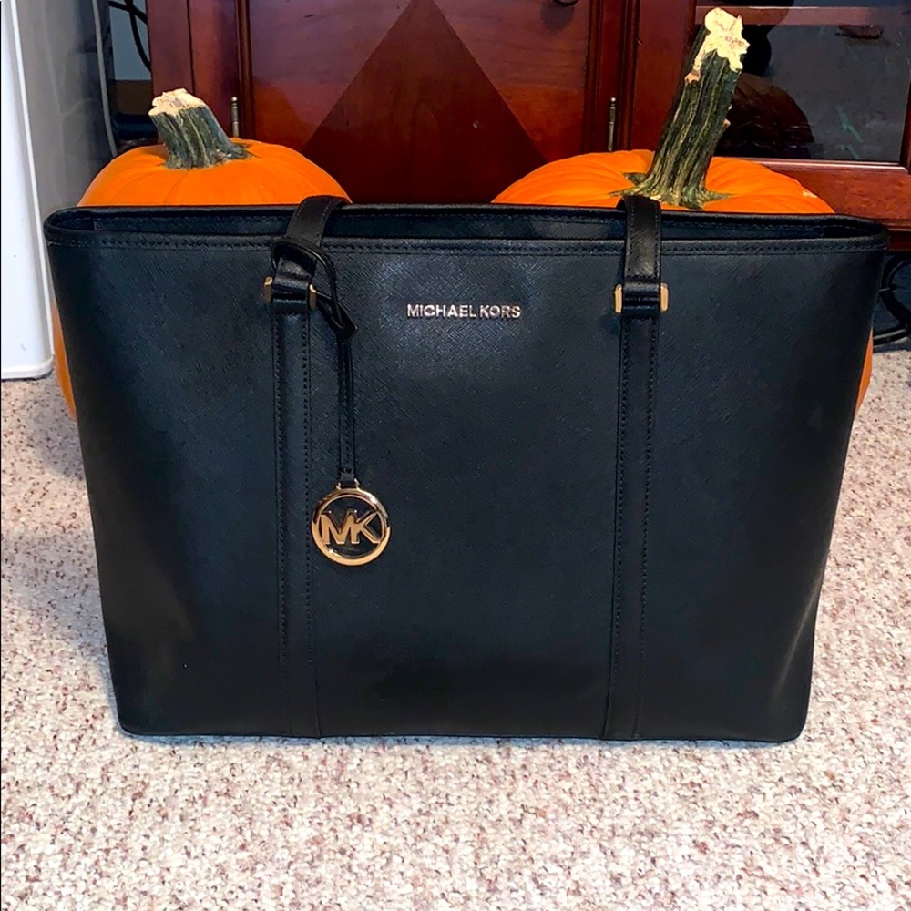 Michael Kors tote purse